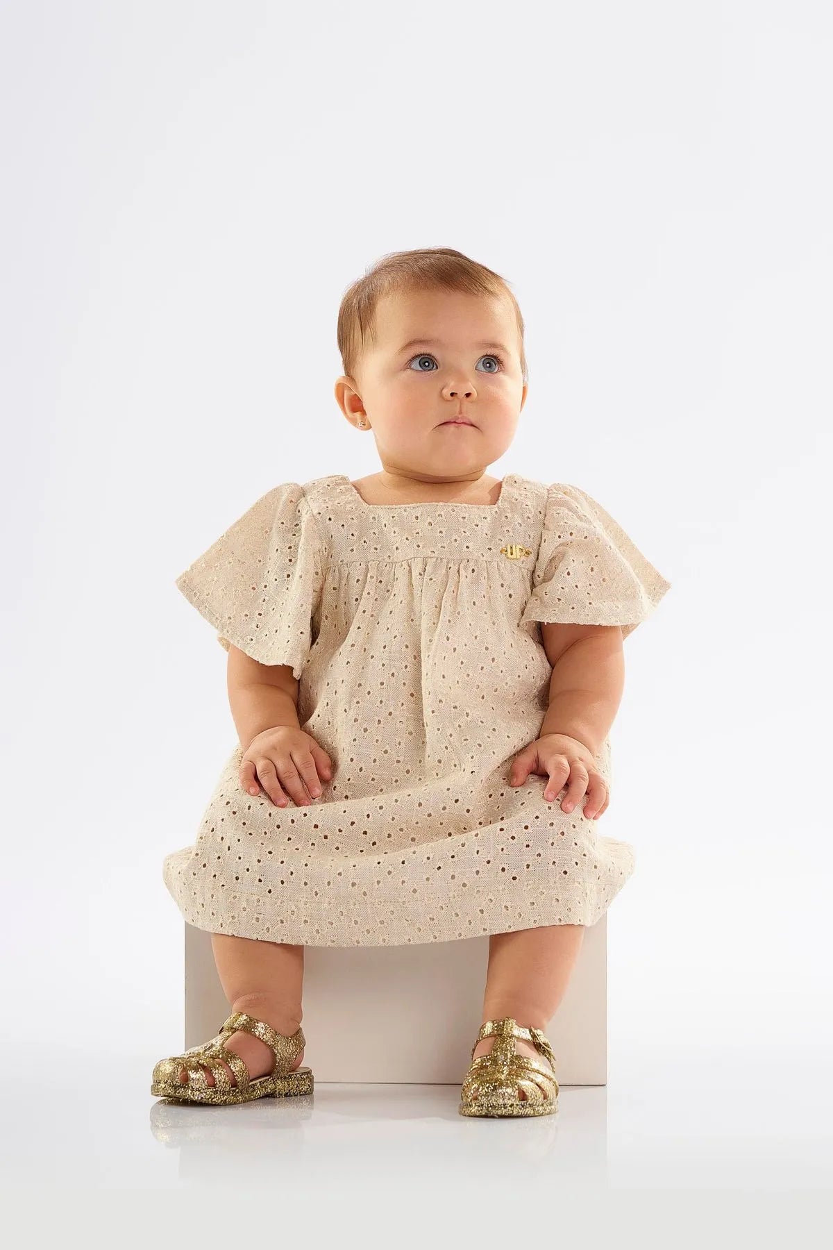 VESTIDO PARA BEBÊ EM LAISE FORRADO UPBABY