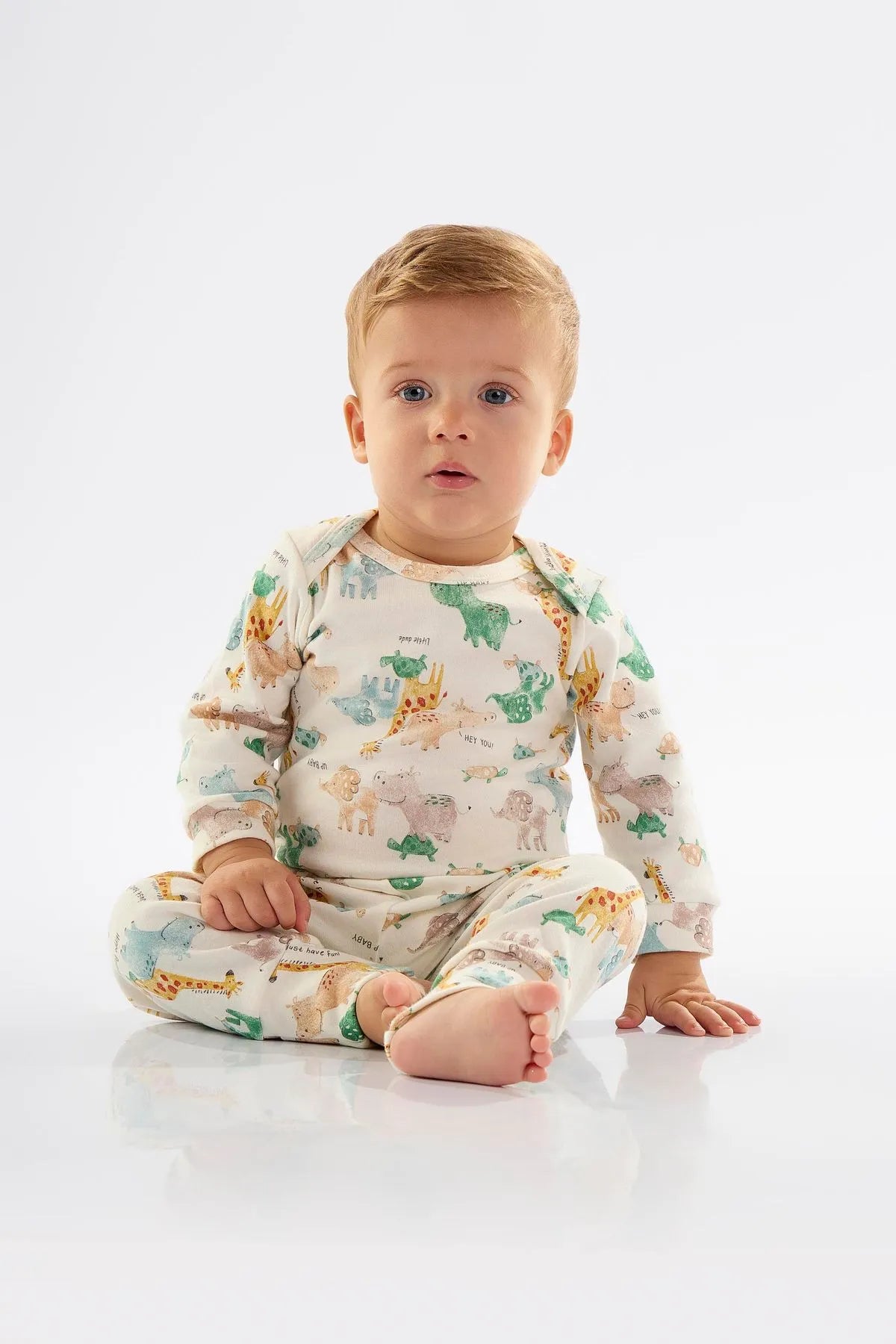 BODY MANGA LONGA PARA BEBÊ MENINO EM SUEDINE UPBABY ESSENCIALS